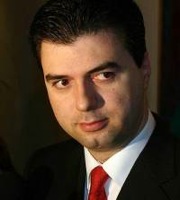 Le ministre des Affaires trangresd'Albanie, Lulzim Basha (Image JPEG)